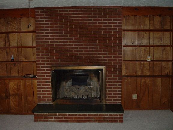 Gas Log Fireplace