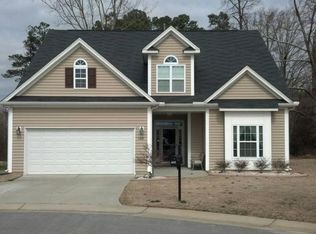 600 Cherry Plum Ct, Fuquay Varina, NC 27526