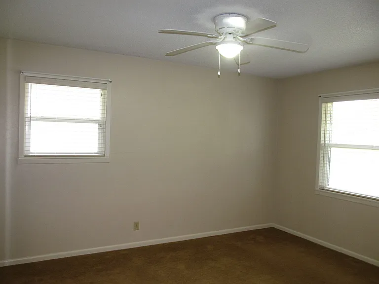 2710 S 55th St — Photo 7