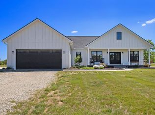 10421 Leeke Rd, Chelsea, MI 48118