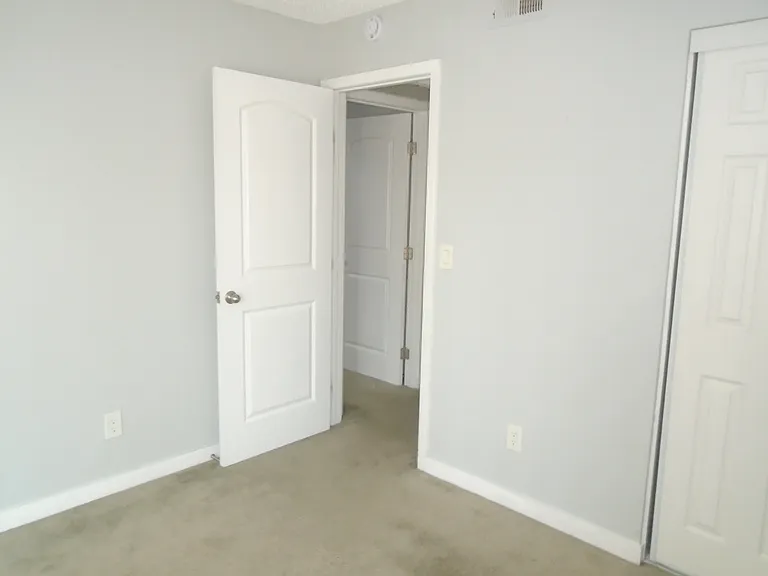 Stonewood Apartments — Photo 12