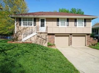 413 SE Wingate St, Lees Summit, MO 64063