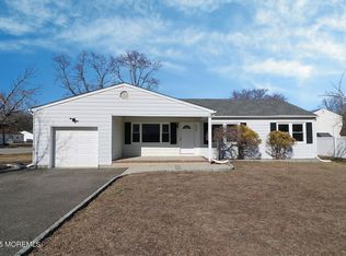 2420 Windsor Ave, Toms River, NJ 08753