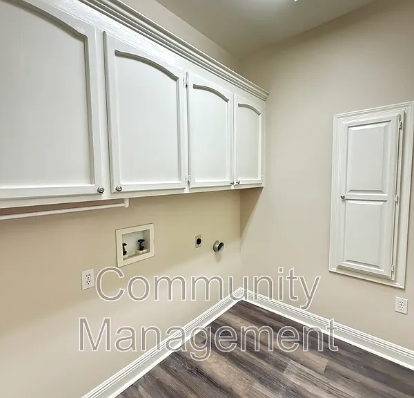 11275 Otto Odom Cir — Photo 13