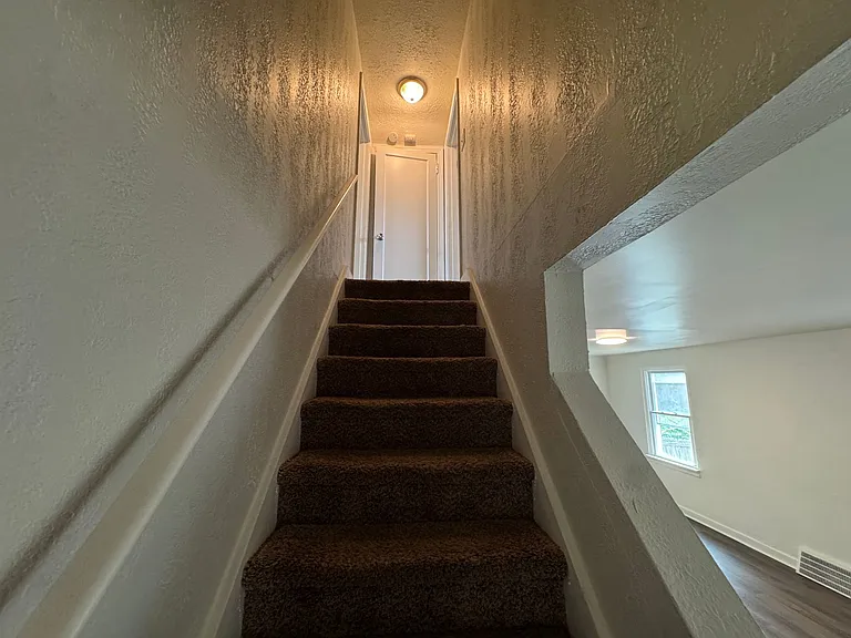 180 Central Ave — Photo 8
