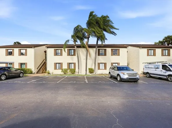 723 115th Ave N APT 2106, Saint Petersburg, FL 33716