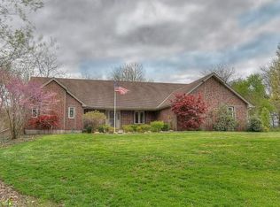 25001 Timberlake Trl, Greenwood, MO 64034