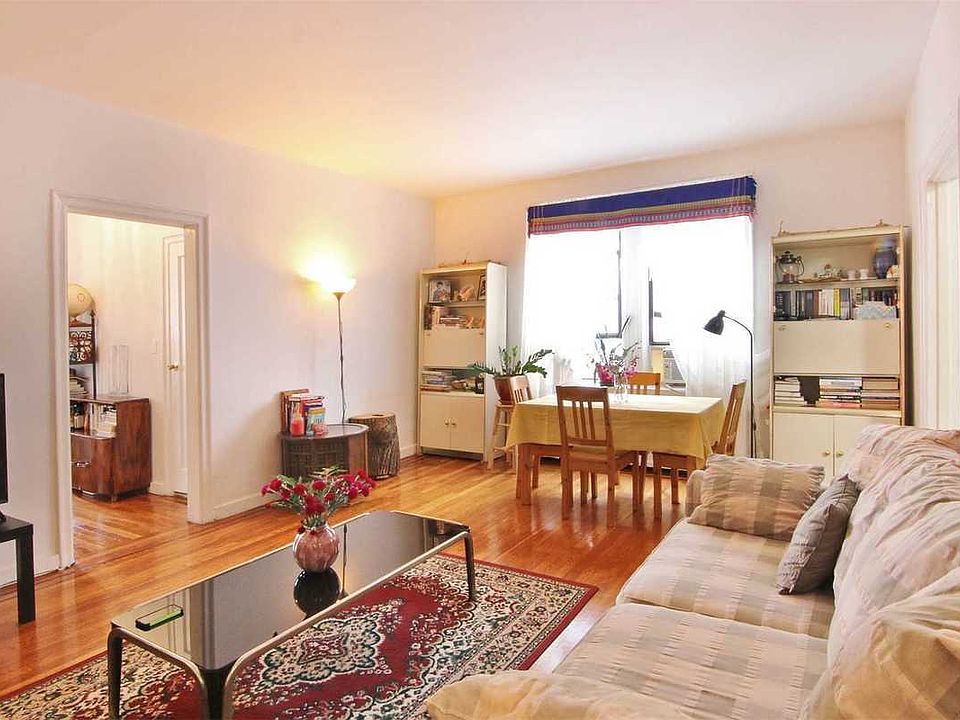 1st image of 11525 84th Ave APT 4M