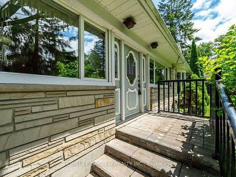 3 Stapleton Dr — Photo 3