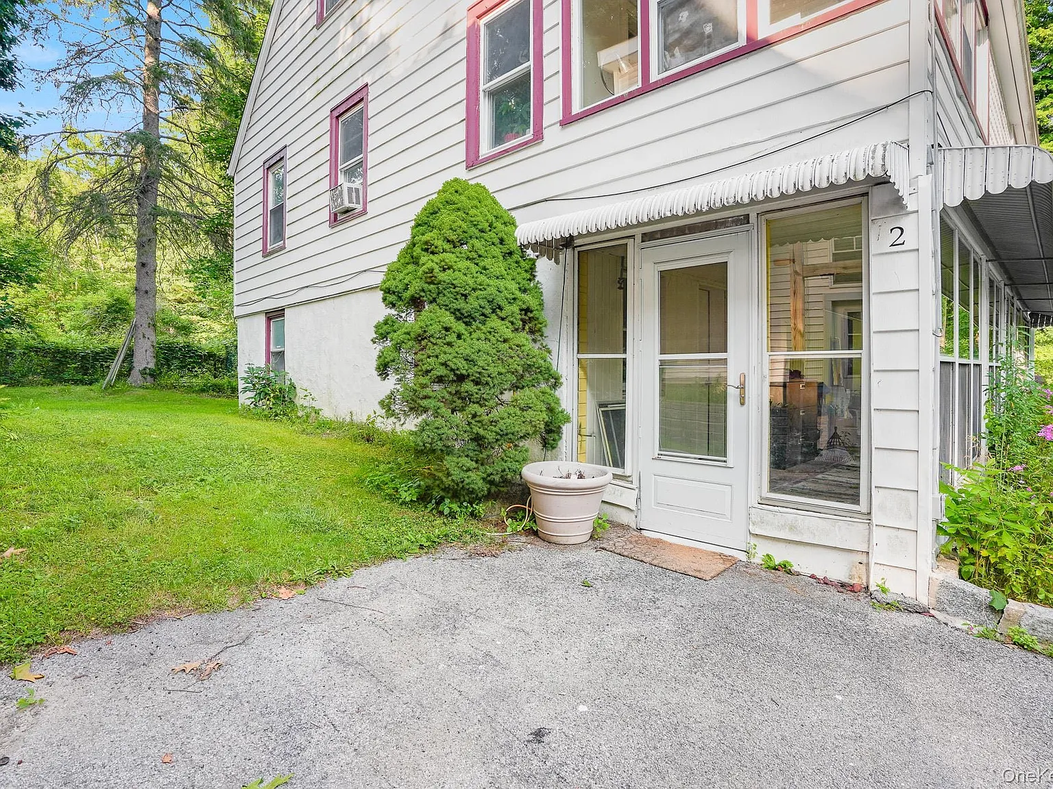 1 bed, 1.0 bath, 700 sqft, $2,300 — Photo 1
