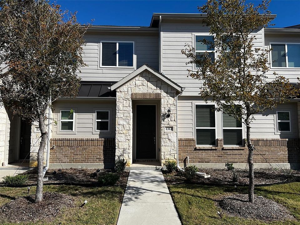 1st image of 1312 Pebblebrook Ln