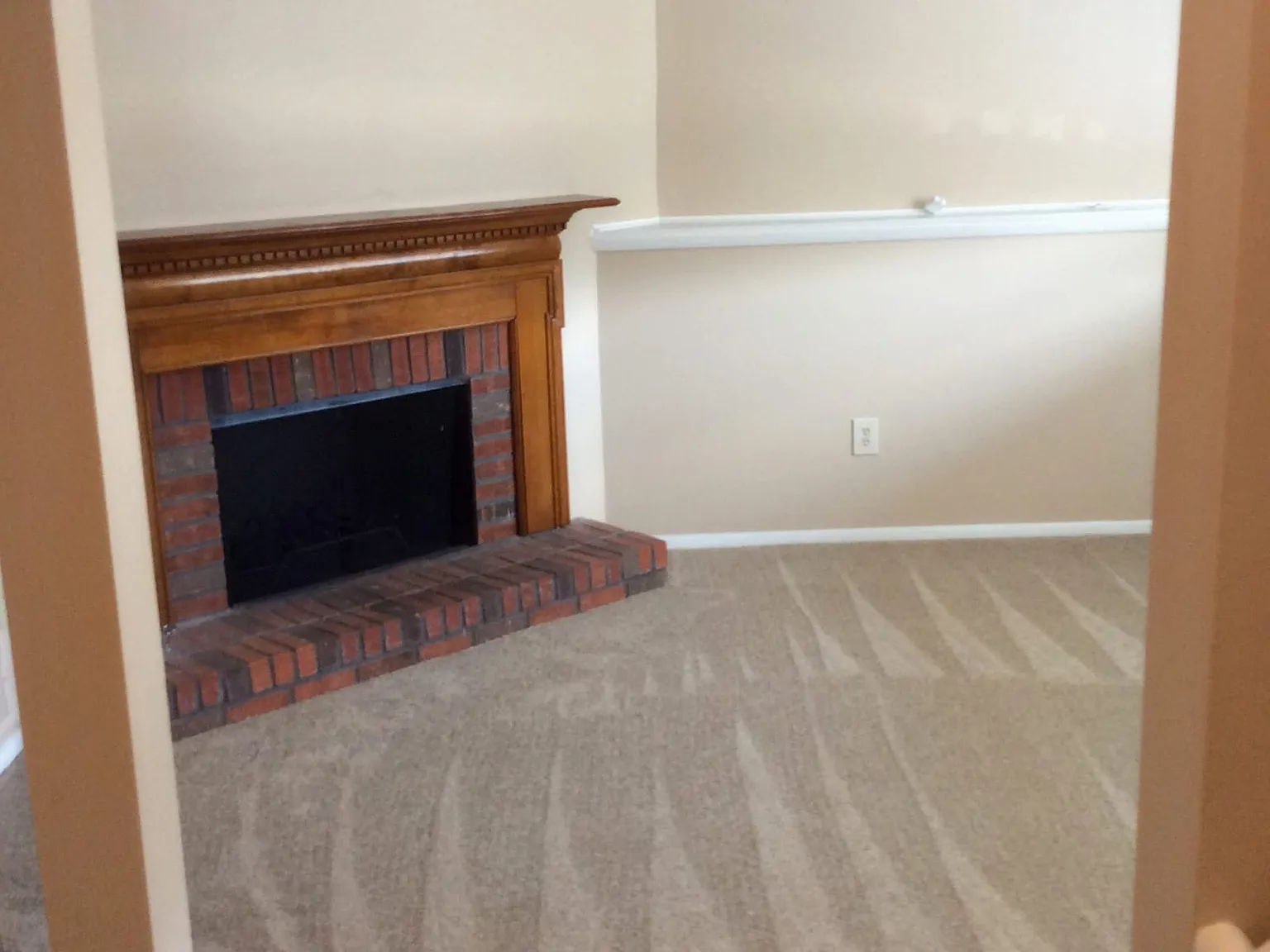 6126 Raintree Bend Lithonia GA — Photo 2