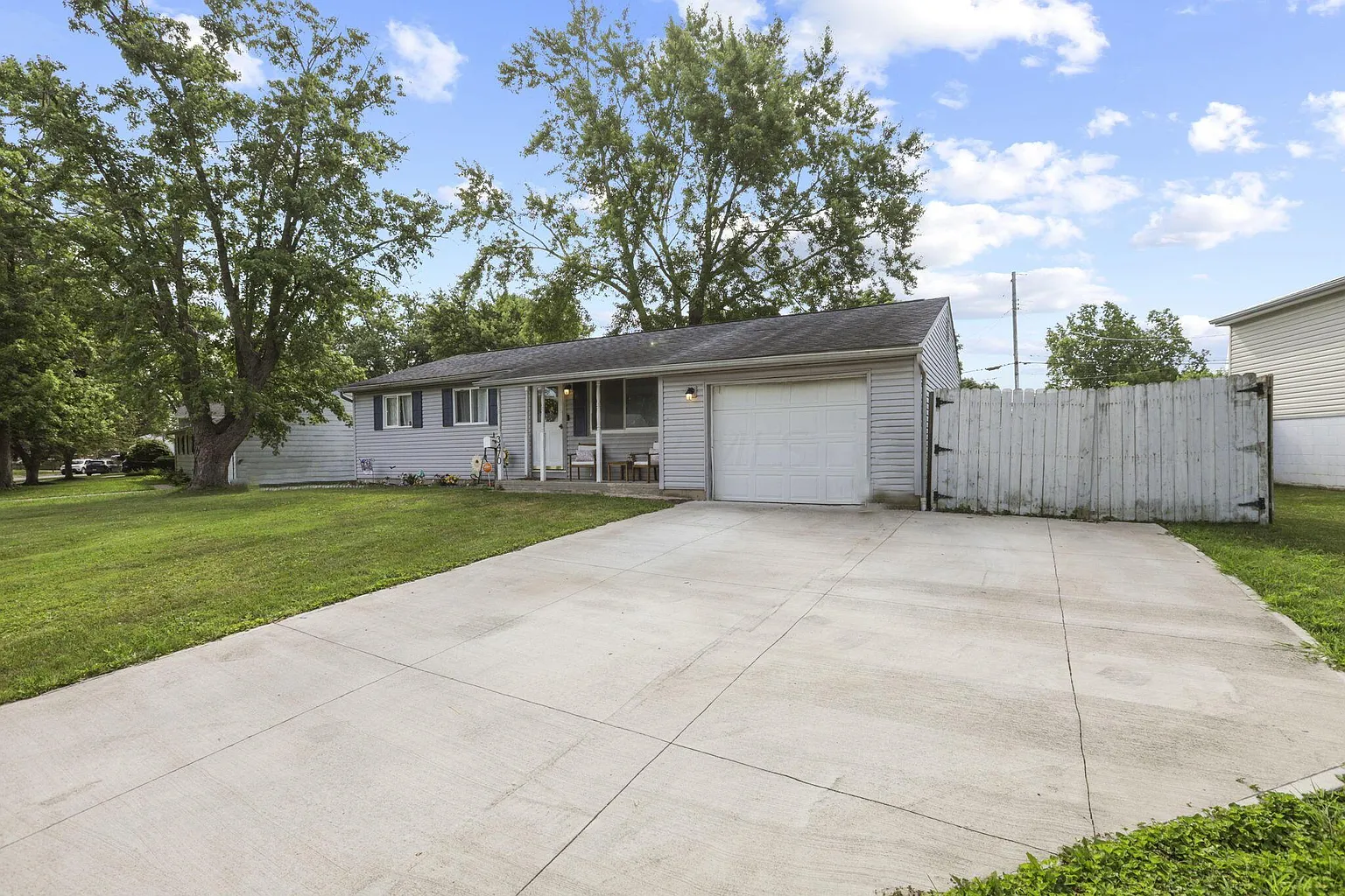 3470 Demington Rd photo 1