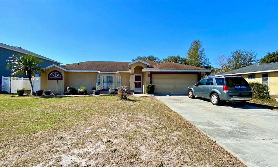 1st image of 592 HOLBROOK AVENUE