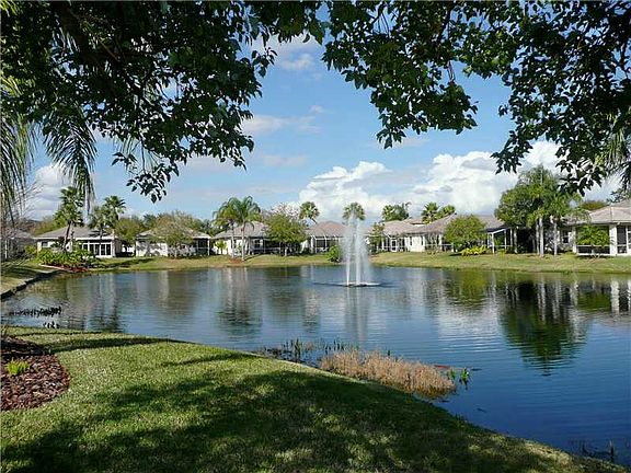 2nd image of 1519 Woodstream Dr