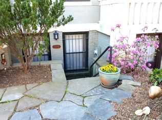 1938 Calvert St NW APT B, Washington, DC 20009