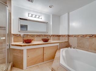 2512 Linwood Ln #2M, Woodbridge, VA 22192