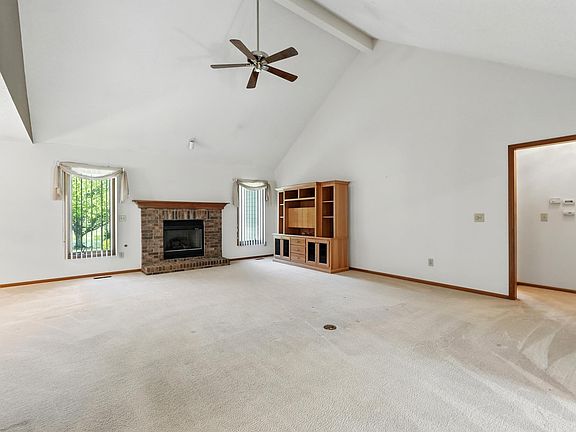 4th image of 8319 Asher Dr
