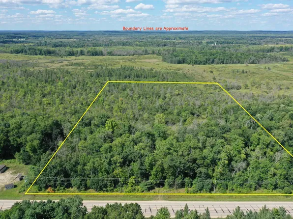 W3932 State Road 21, Redgranite, WI 54970