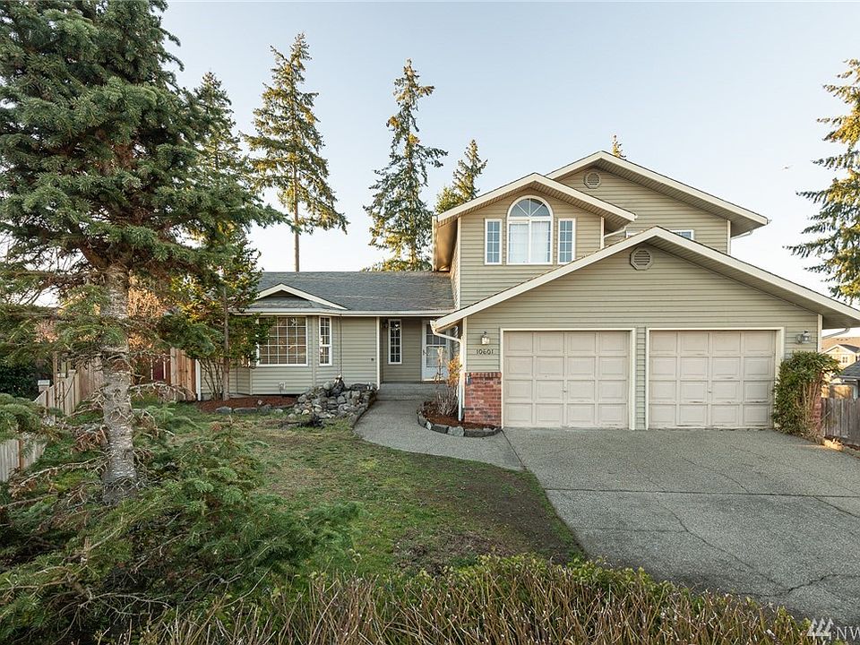 1st image of 10601 192 St Ct E