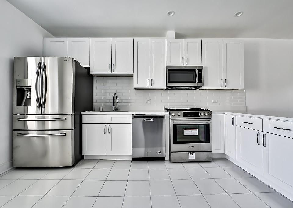 1st image of 2343 N Irving Park #1SMC
