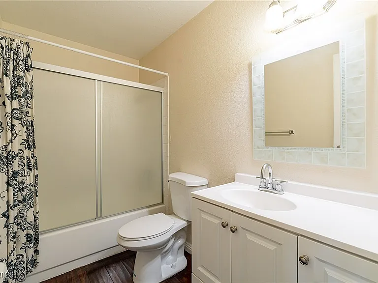 450 Elm Dr #206 — Photo 14