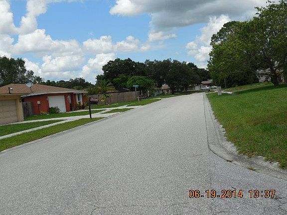 5th image of 6625 Friendship Dr