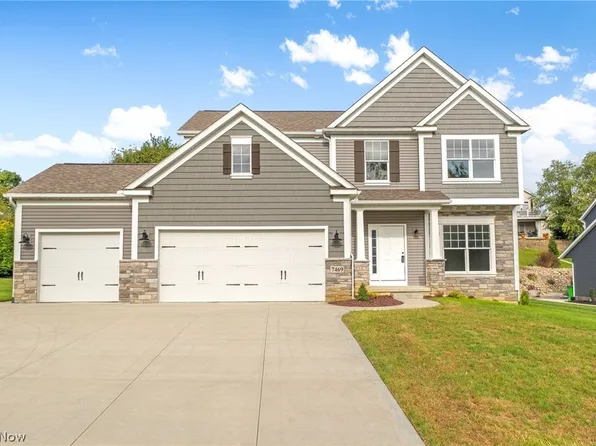 7469 Emerald Glen Ave NW, Canal Fulton, OH 44614