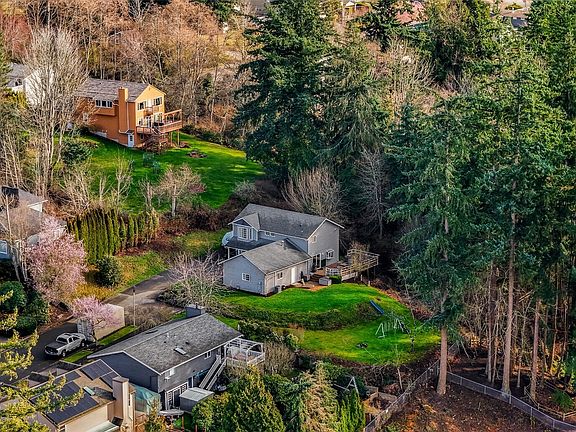 2nd image of 1012 36th Street