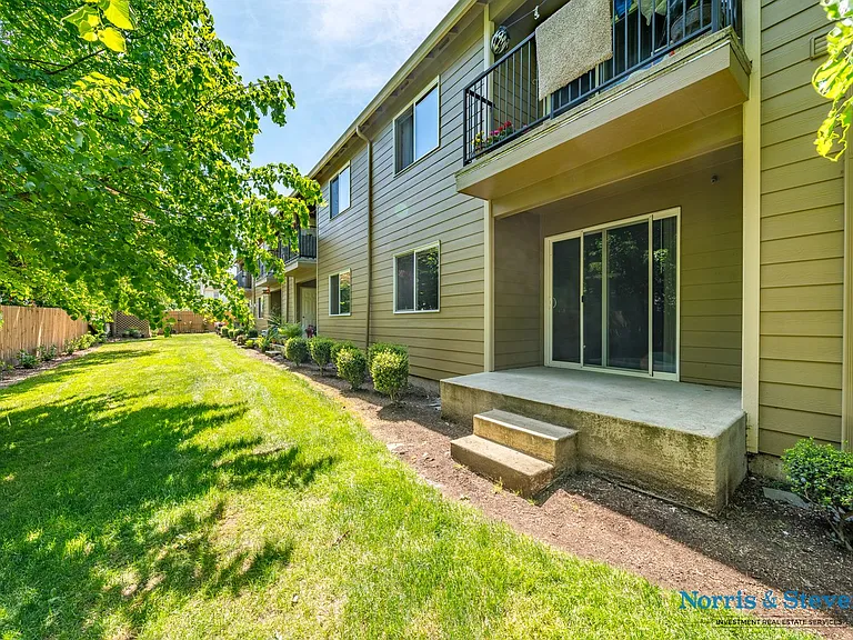 5513-5517 NE 66th Ave — Photo 14