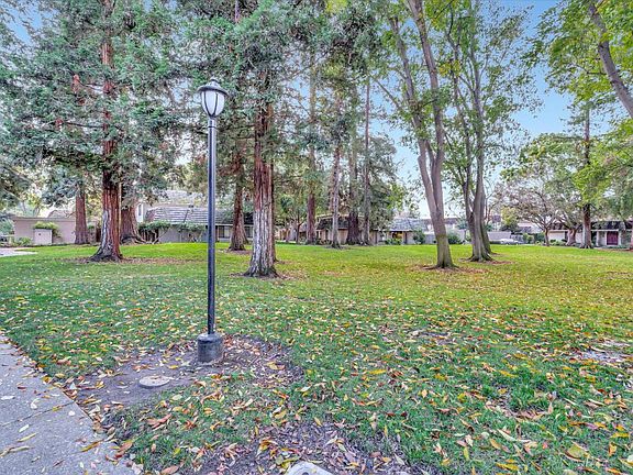 2nd image of 4655 Pinto River Ct