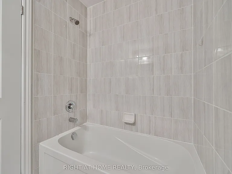 2393 Bronte Rd #308 — Photo 27