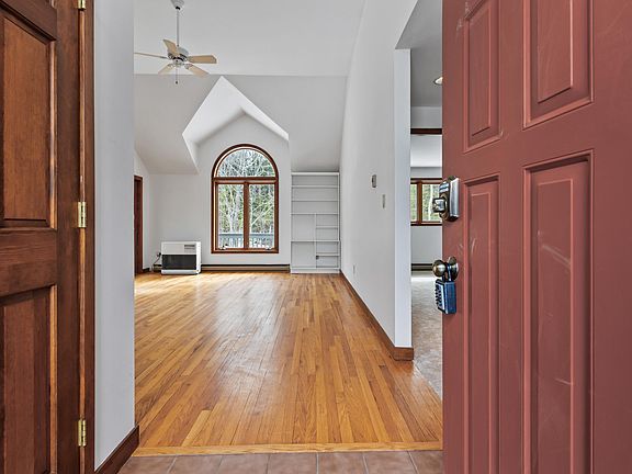 5th image of 177 Bluff Road #20