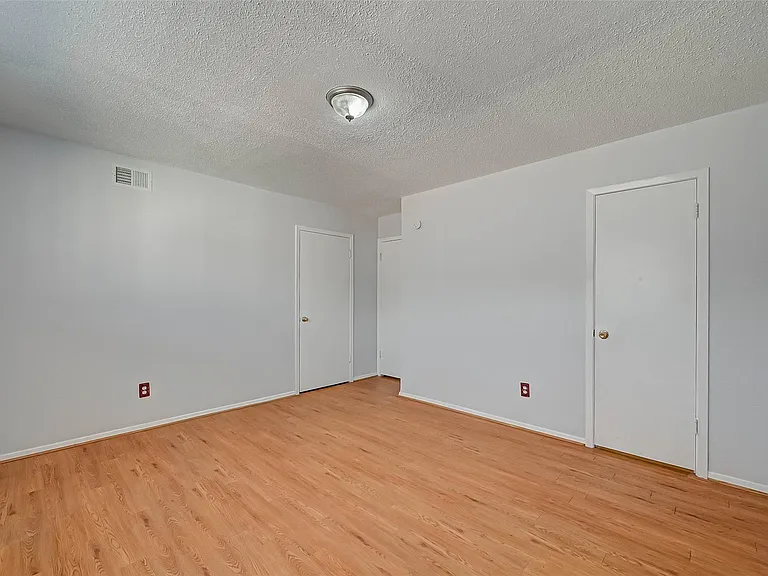 7714 Renwick Dr #K113 — Photo 11