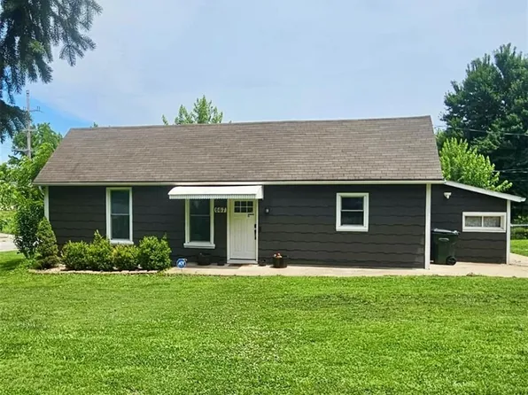 667 Thornton St, Leavenworth, KS 66048