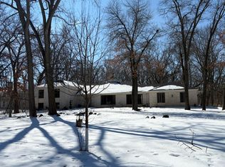 23 Evergreen Rd, North Oaks, MN 55127