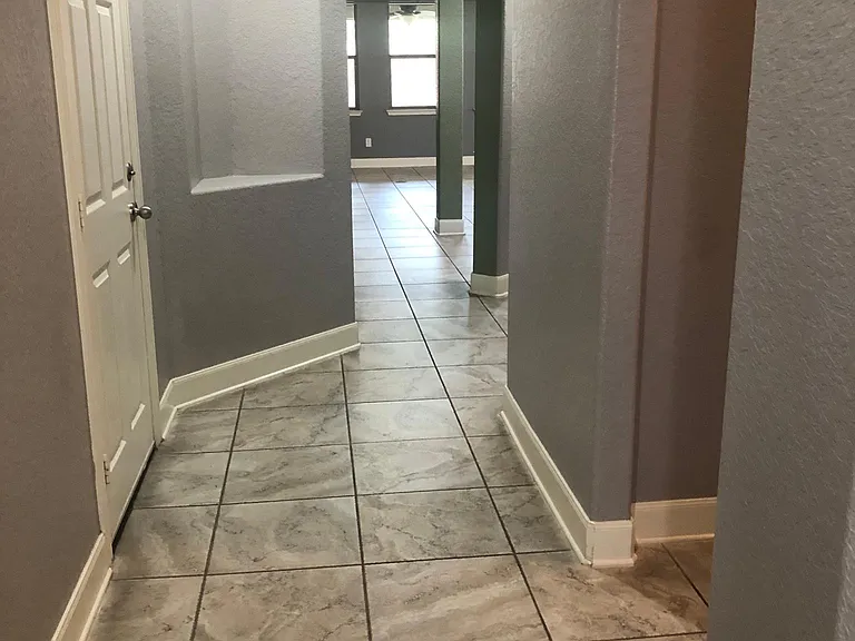5042 Segovia Way — Photo 3