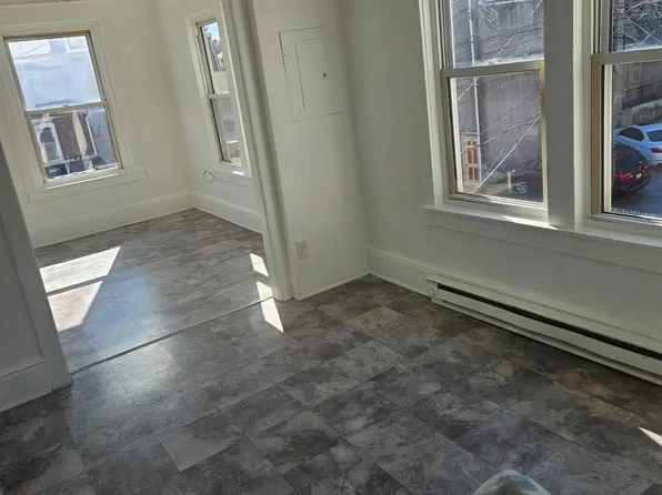 730 W Walnut St #3C, Allentown, PA 18101