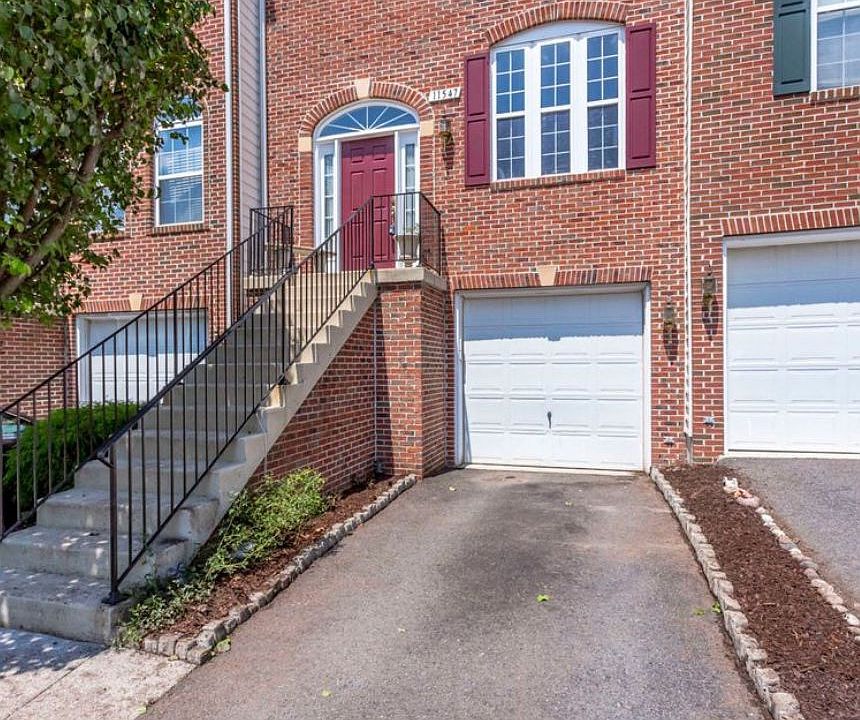 1st image of 11547 Cavalier Landing Ct
