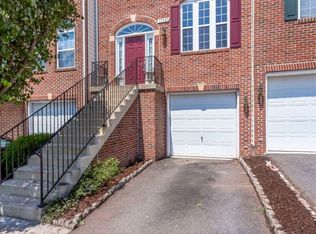 11547 Cavalier Landing Ct, Fairfax, VA 22030