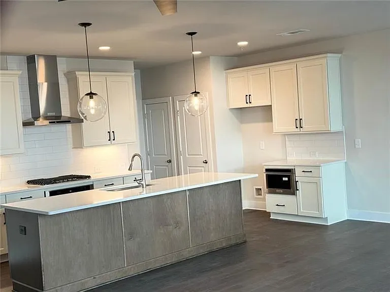 1218 Westshore Dr — Photo 5