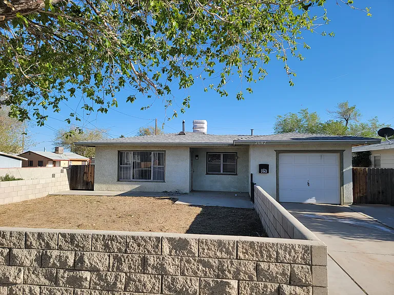 2042 Panamint St — Photo 8