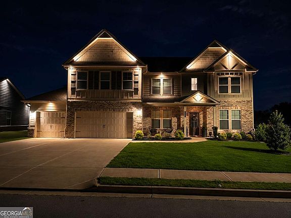 2nd image of 830 Orwell Dr