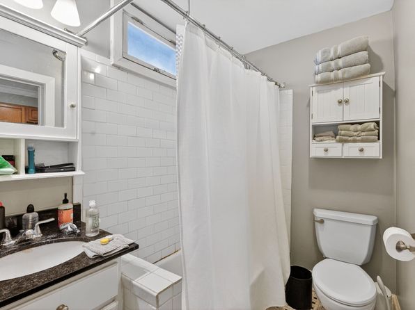 3909 Coliseum St #3909