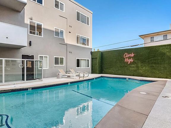 3rd image of 7224 Hillside Ave APT 17