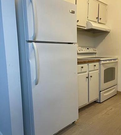 5th image of 2103 Baldwin Ln #2103