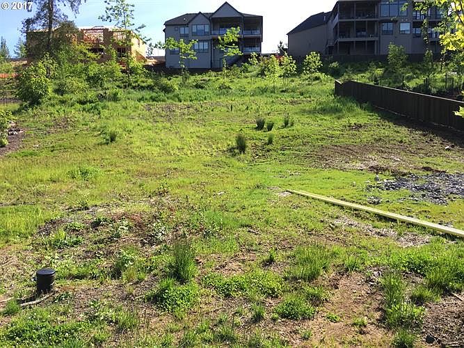 2nd image of 5755 NW Hood Loop