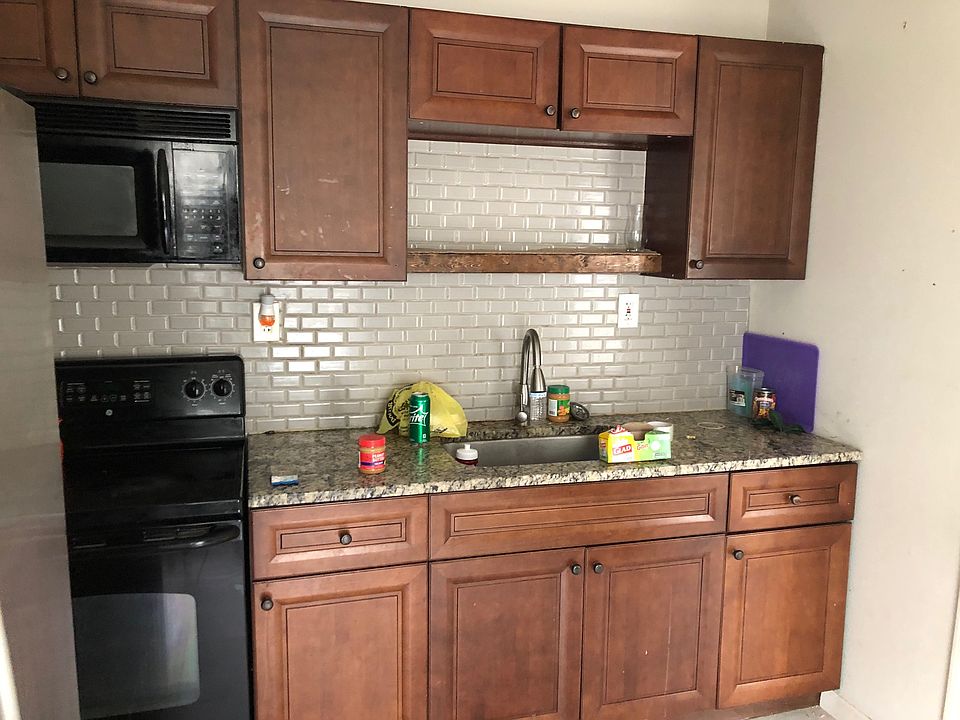 2nd image of 1710 N 21st St