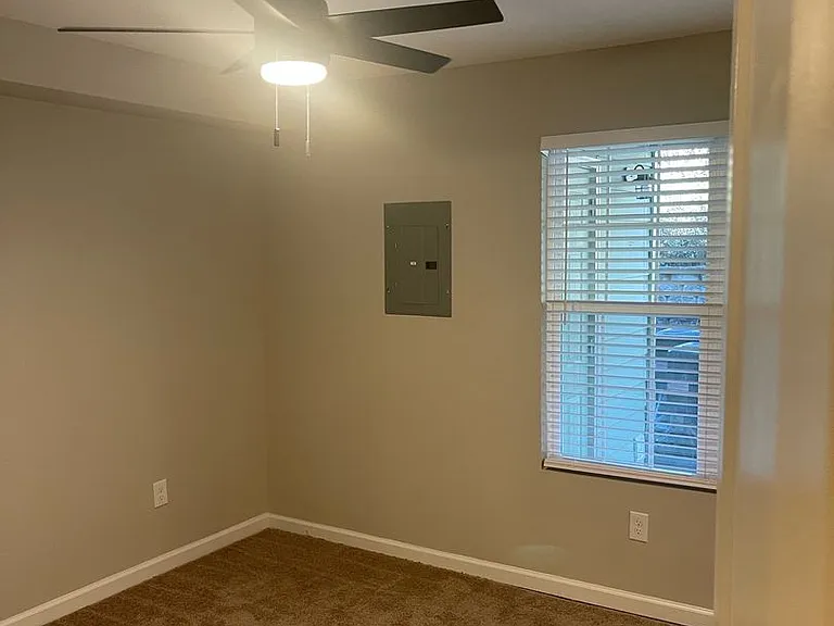 Champions Pines Apartments — Photo 19
