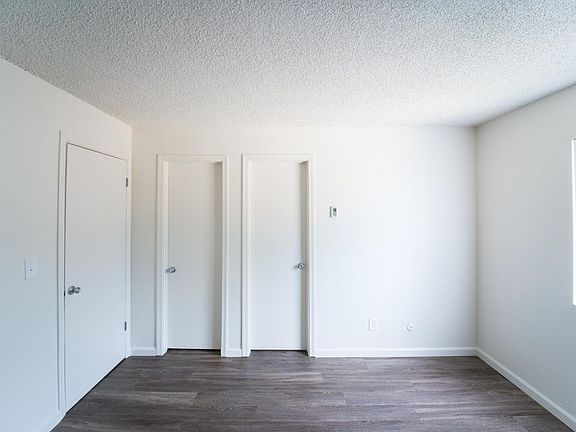 4th image of 2039 L Ave APT 23